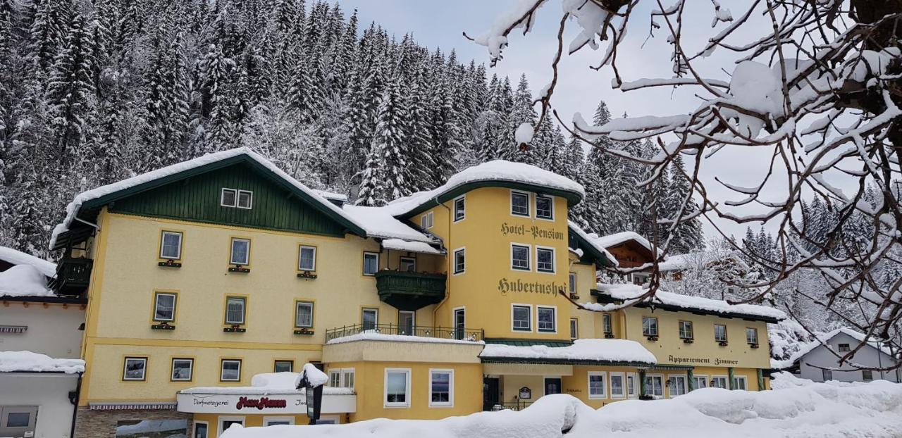 Hotel Hubertushof Flachau Buitenkant foto